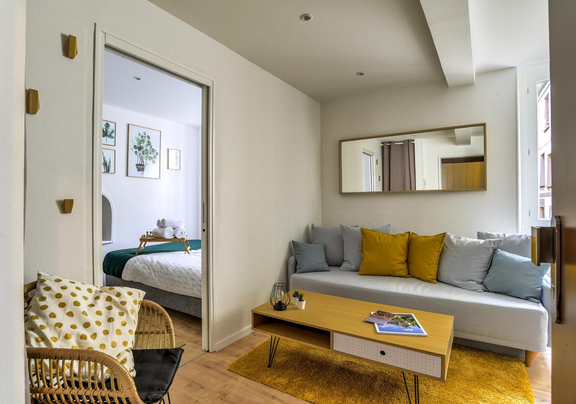 Madeleinette Apartment สตราสบูร์ก ภายนอก รูปภาพ